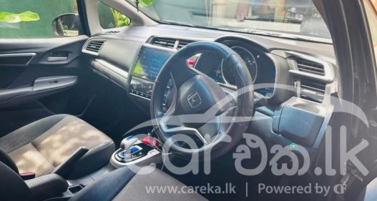 HONDA FIT GP5 2013