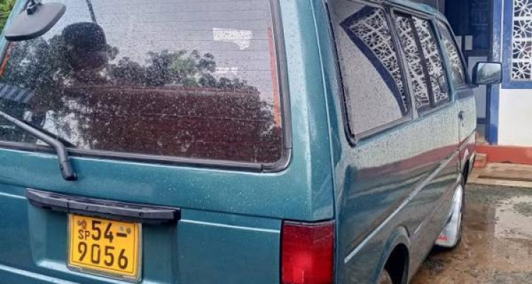 NISSAN VANETTE 1992