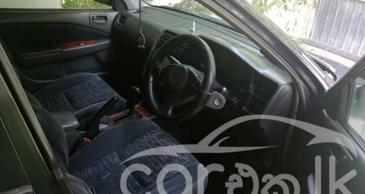 TOYOTA CARINA 1999