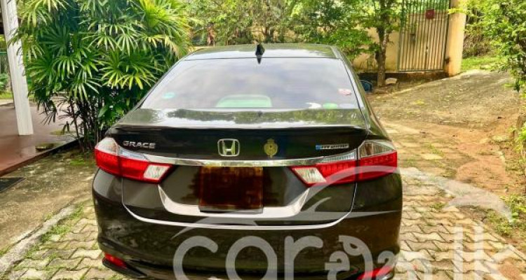 HONDA GRACE 2014