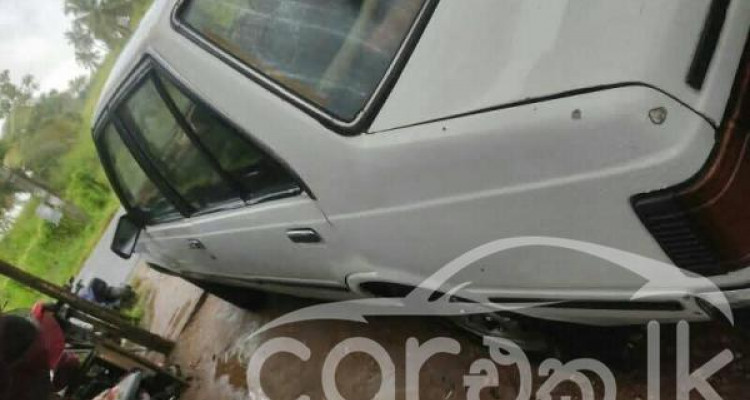 NISSAN SUNNY B11 1983