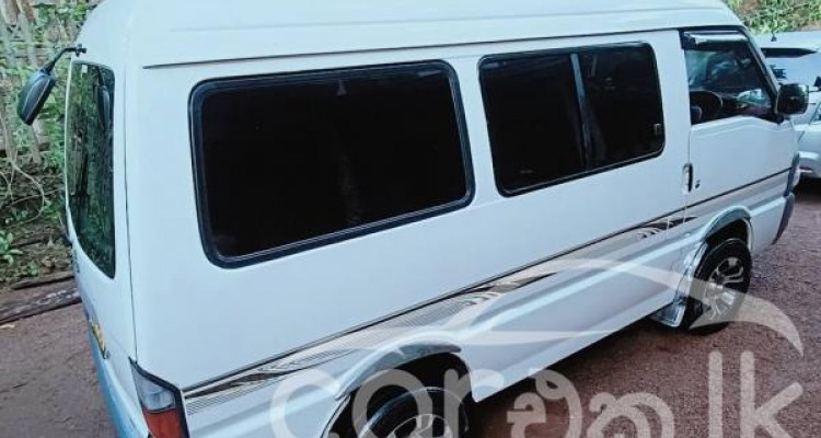 MAZDA BONGO 1999