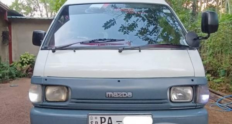 MAZDA BONGO 1999