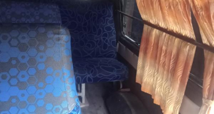 NISSAN CARAVAN 1981