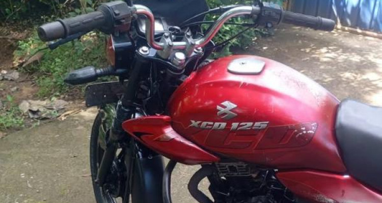 BAJAJ XCD125 2008