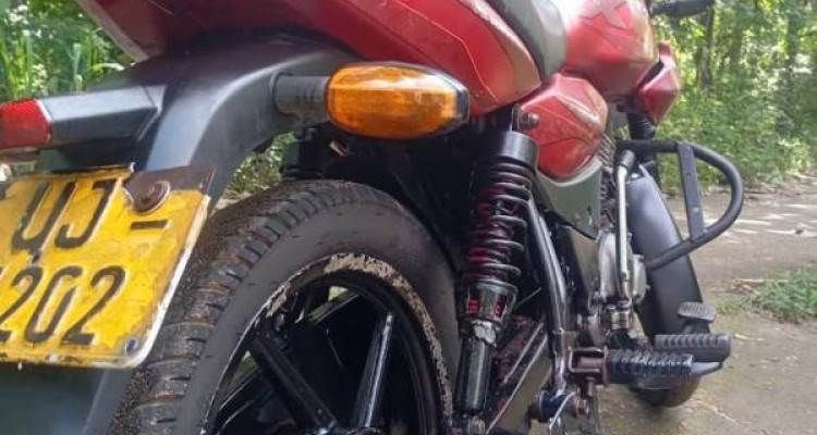 BAJAJ XCD125 2008