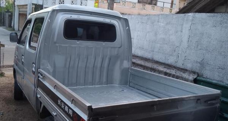 CHANA CREW CAB 2006
