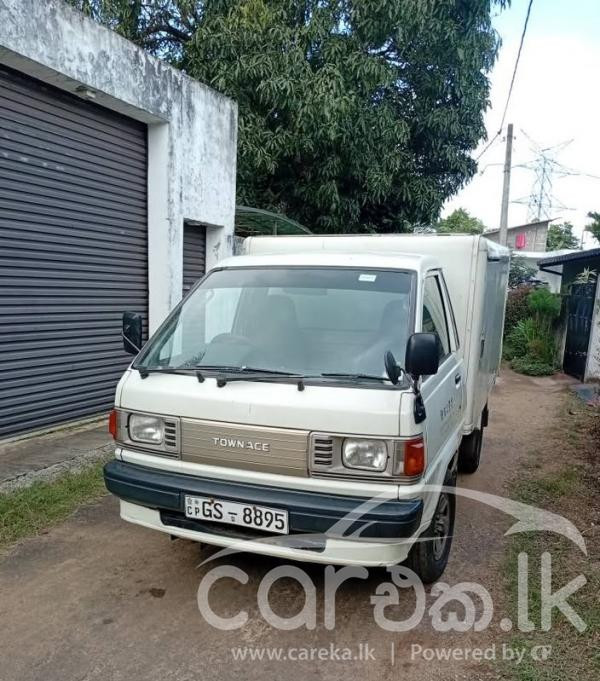 TOYOTA TOWNACE 1998