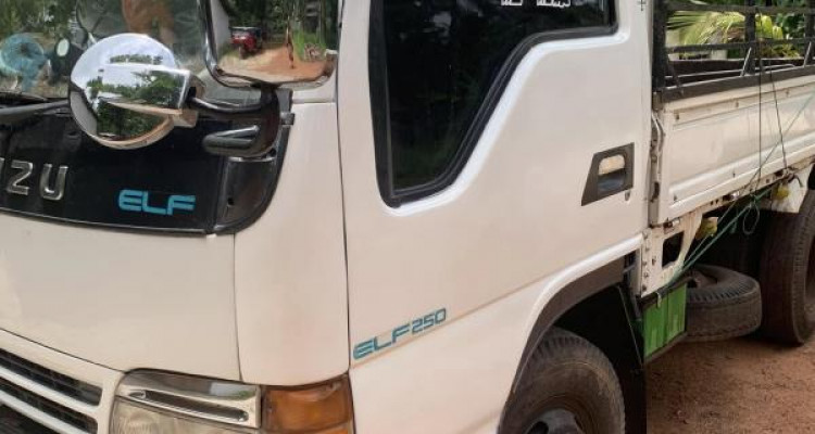 ISUZU ELF 1996