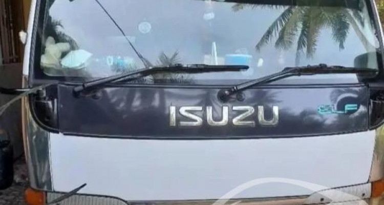 ISUZU ELF CREW CAB 1980