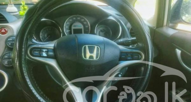 HONDA FIT GP1 2013