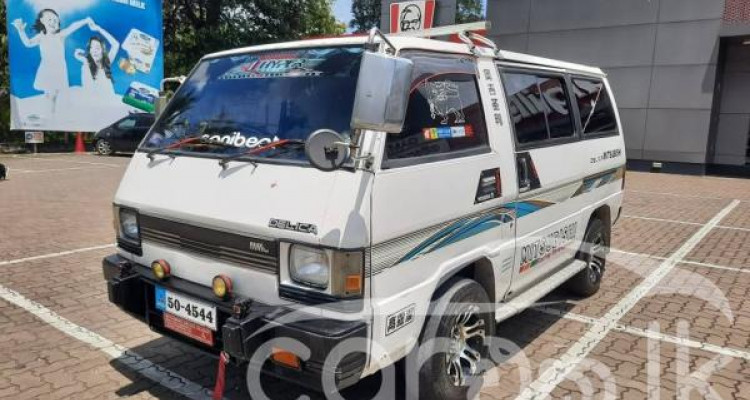 MITSUBISHI L300 1982