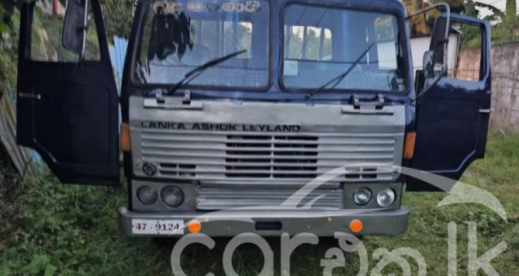 LANKA ASHOK LEYLAND 10 WHEEL CONTAINER 1995