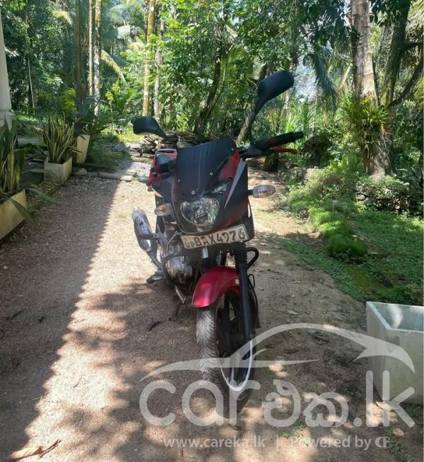 BAJAJ PULSAR 150 2014