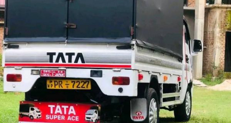 TATA SUPER ACE 2011