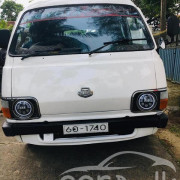 TOYOTA HIACE LH40 1982