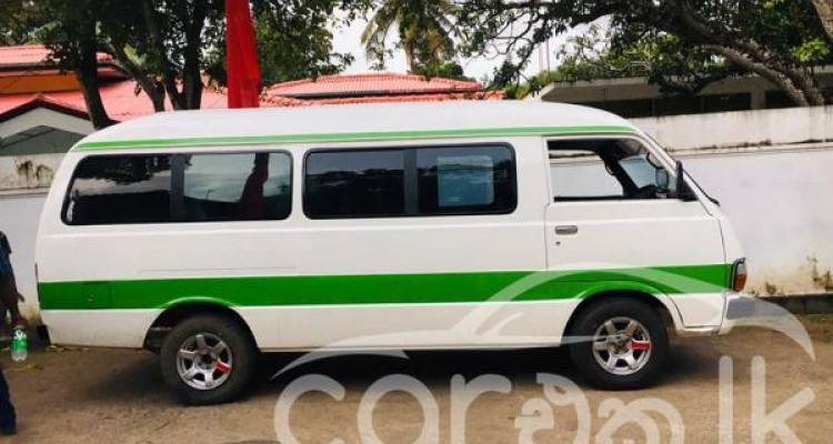 TOYOTA HIACE LH40 1982