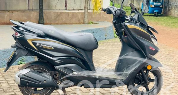 SUZUKI BURGMAN 2020