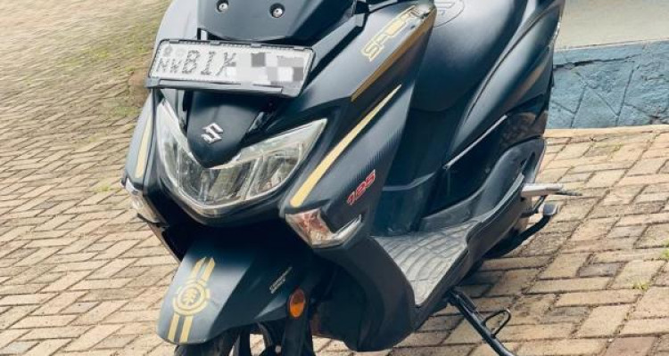 SUZUKI BURGMAN 2020