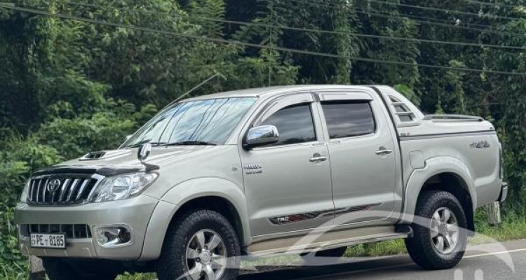 TOYOTA HILUX 2006