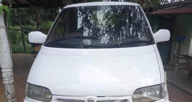 NISSAN SERENA 1994