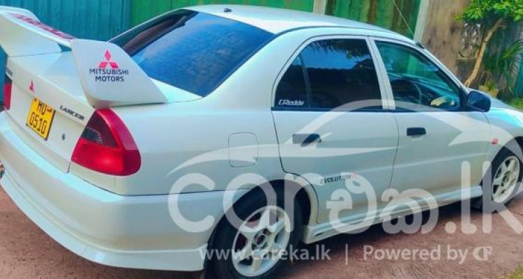 MITSUBISHI LANCER CK1 2000