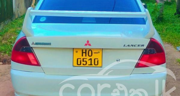 MITSUBISHI LANCER CK1 2000