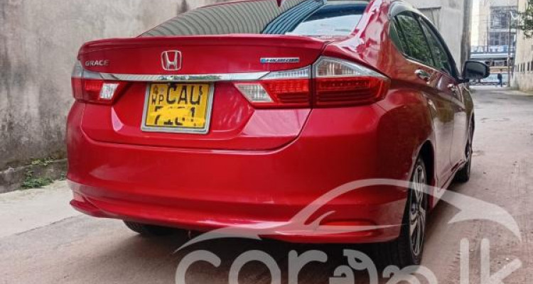 HONDA GRACE 2017