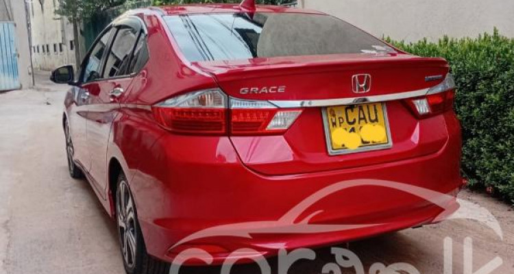 HONDA GRACE 2017