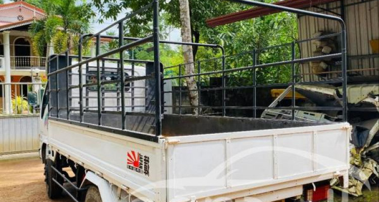 ISUZU ELF 1996