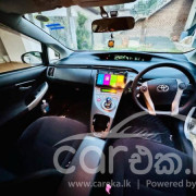 TOYOTA PRIUS 2012
