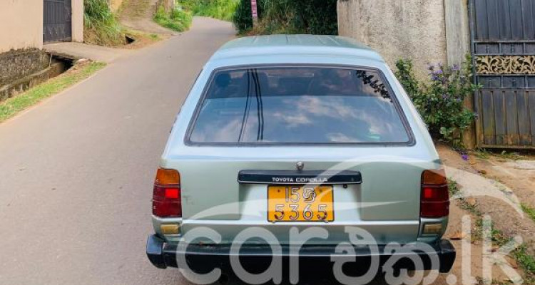 TOYOTA COROLLA DX WAGON KE72 1985