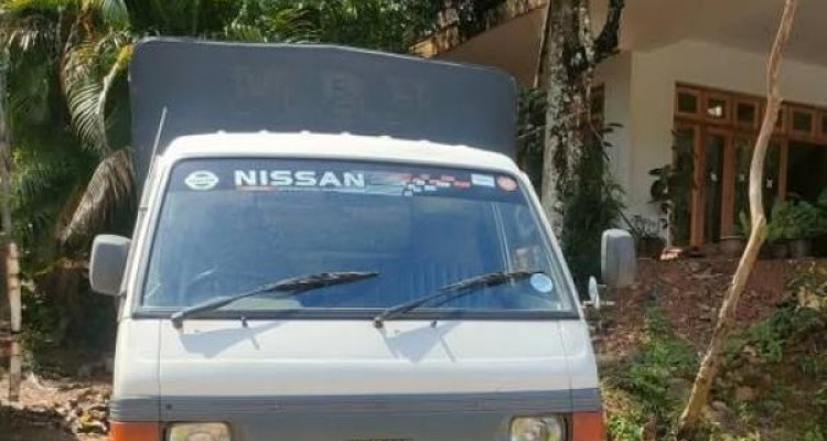 NISSAN VANETTE 1995