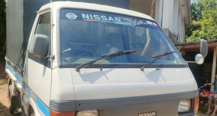 NISSAN VANETTE 1995