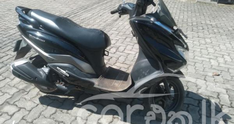 SUZUKI BURGMAN 2019