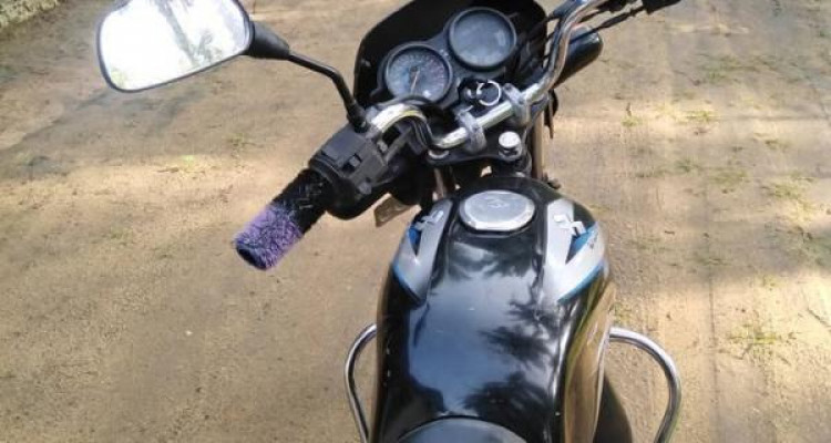 BAJAJ CT100 2018
