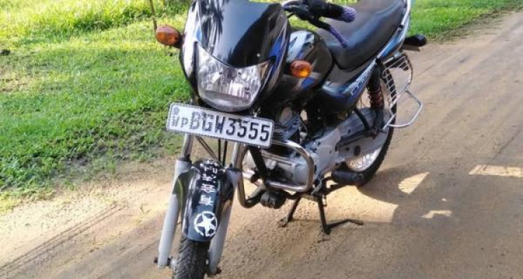 BAJAJ CT100 2018