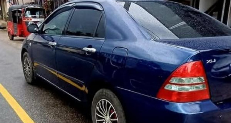 TOYOTA COROLLA 121 2003