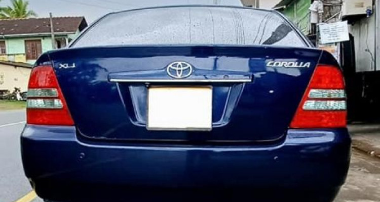 TOYOTA COROLLA 121 2003