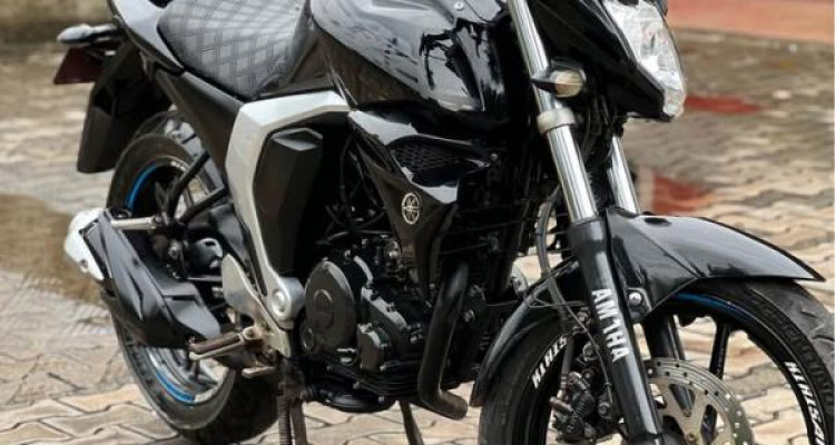 YAMAHA FAZER 2017