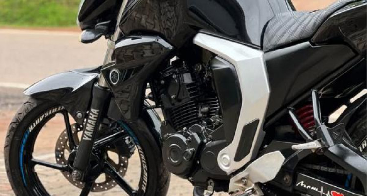 YAMAHA FAZER 2017