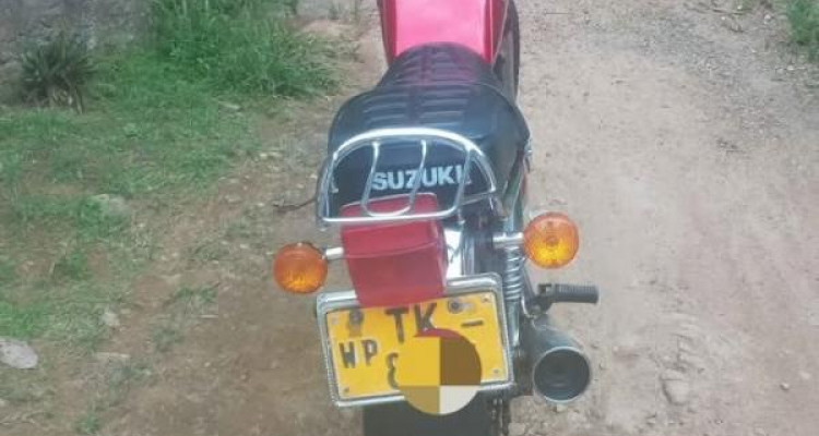 SUZUKI GN125 2007
