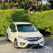 HONDA FIT GP5 2013