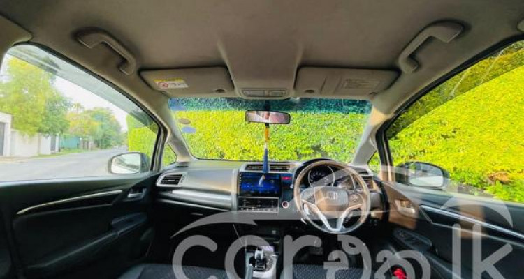 HONDA FIT GP5 2013