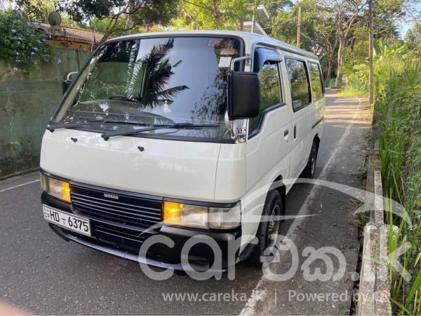 NISSAN CARAVAN 1997
