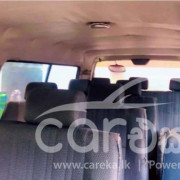 NISSAN CARAVAN 1989