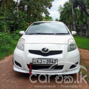 TOYOTA VITZ 2008