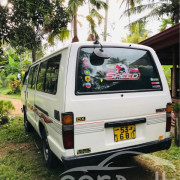TOYOTA HIACE 1987