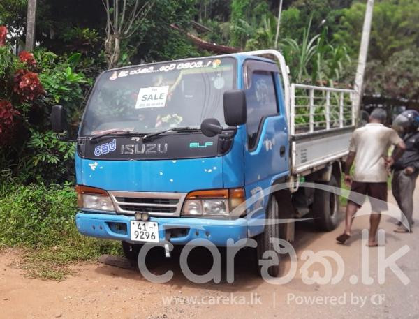 ISUZU ELF 1982