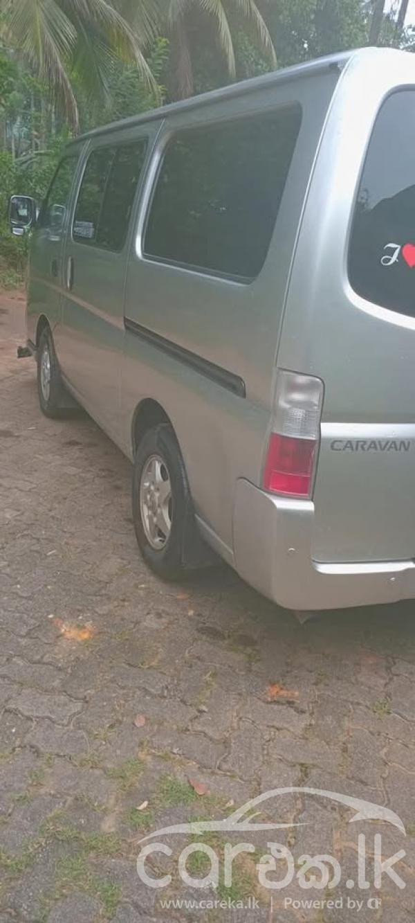 NISSAN CARAVAN 2007